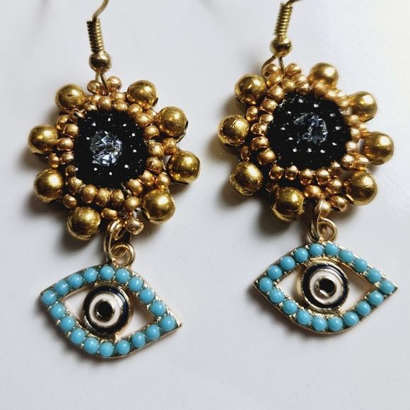 Jewelry - 2/$25🆕️🤩Handmade Beaded Bohemian Evil Eye Protection Psychic Earrings